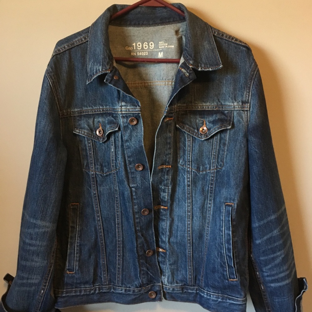 GAP men’s denim jean jacket M